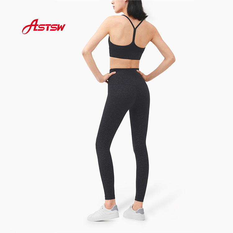 Gym workouts light support sports bra